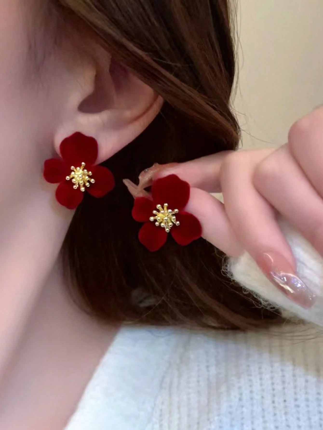 SHEIN Burgundy Velvet Flower Earrings High-End Pair
