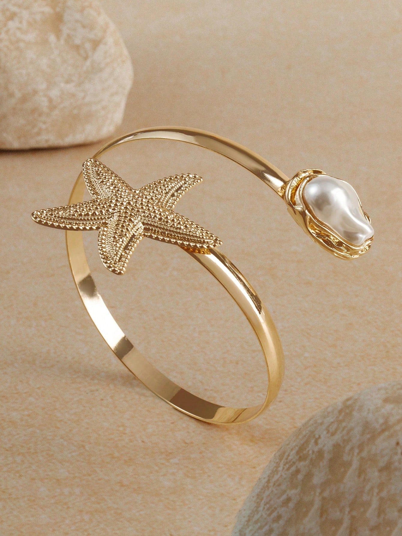 SHEIN Asymmetric Pearl Starfish Openwork Bracelet Women