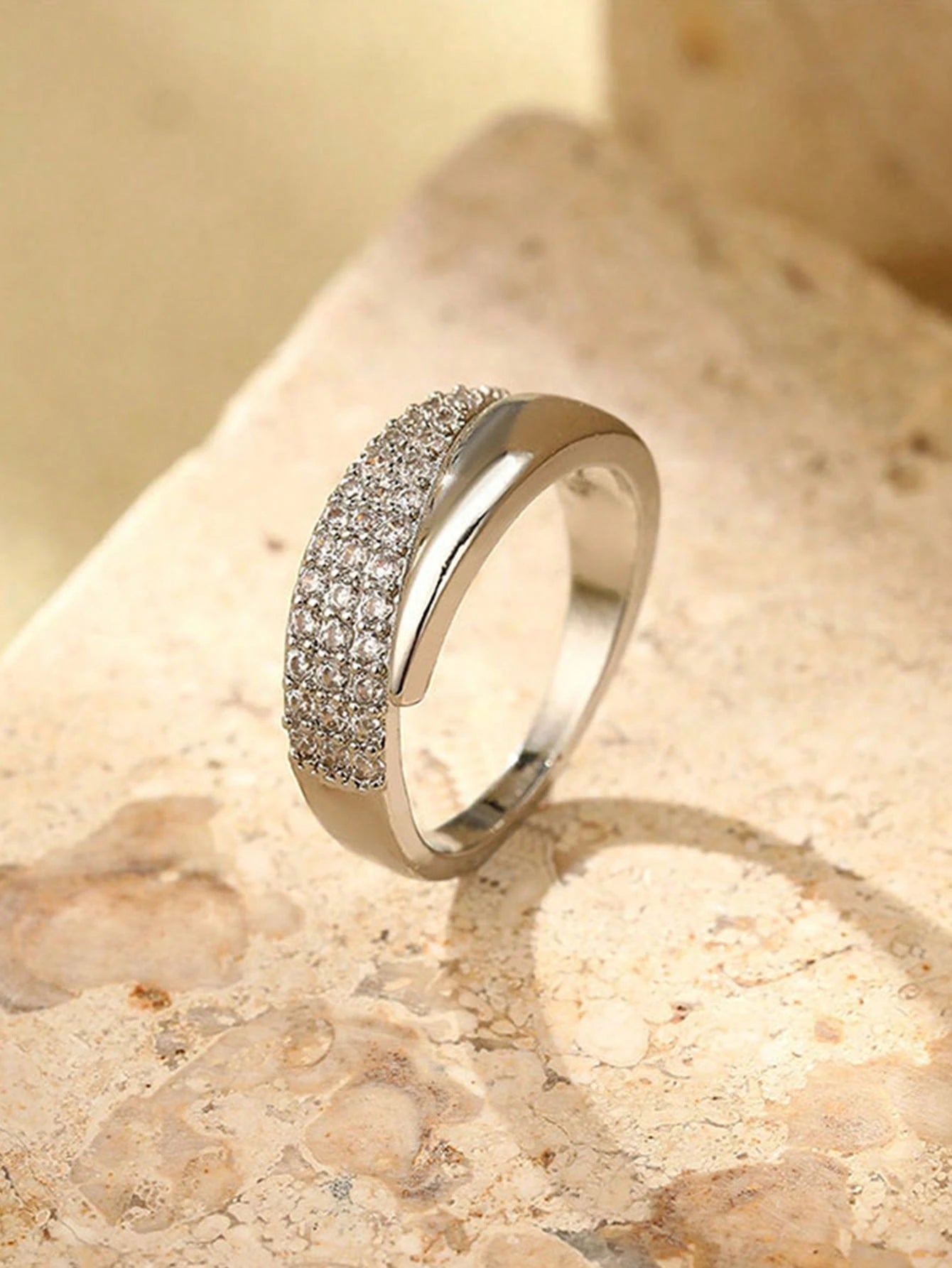 SHEIN Minimalist Cubic Zirconia Geometric Open Ring