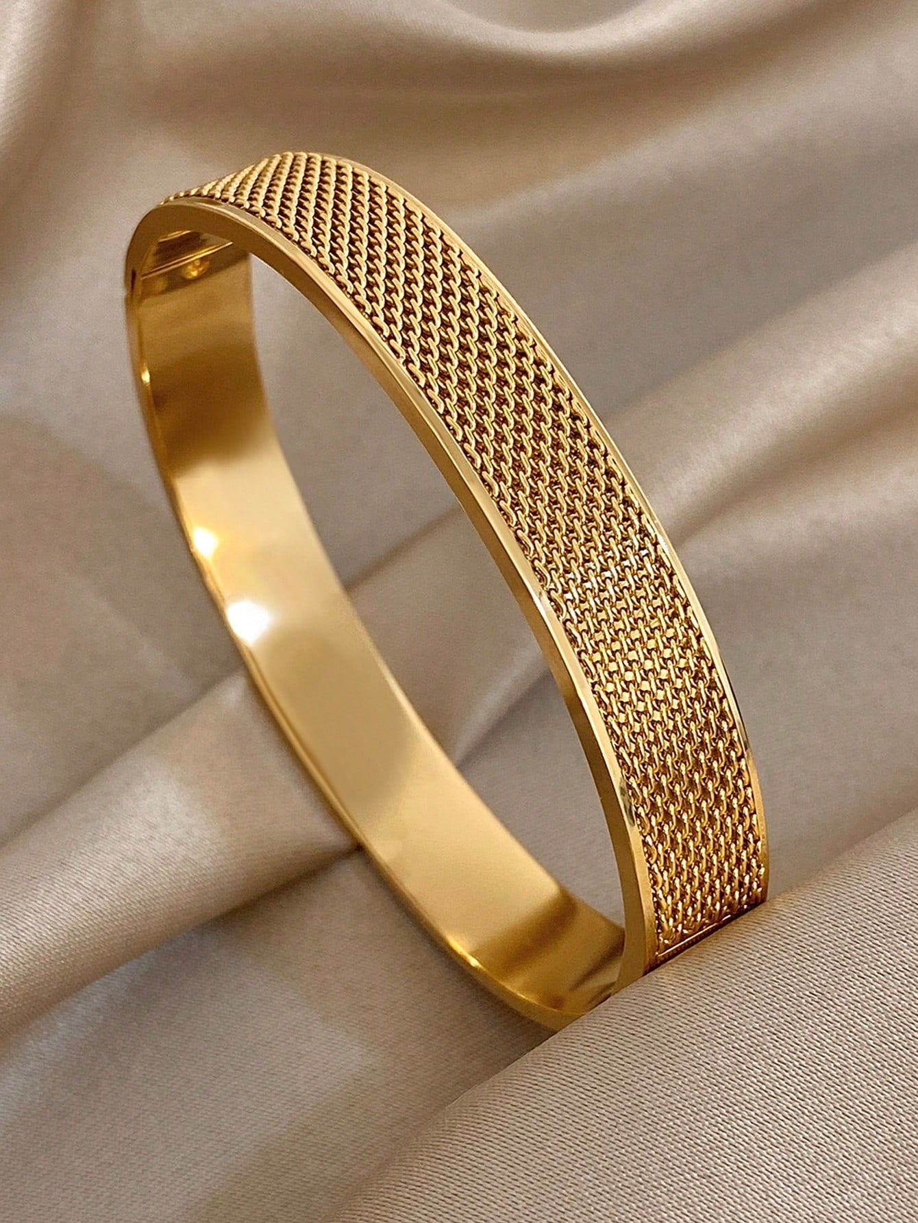 SHEIN Gold Plated Woven Twist Bangle Bracelet Set Women