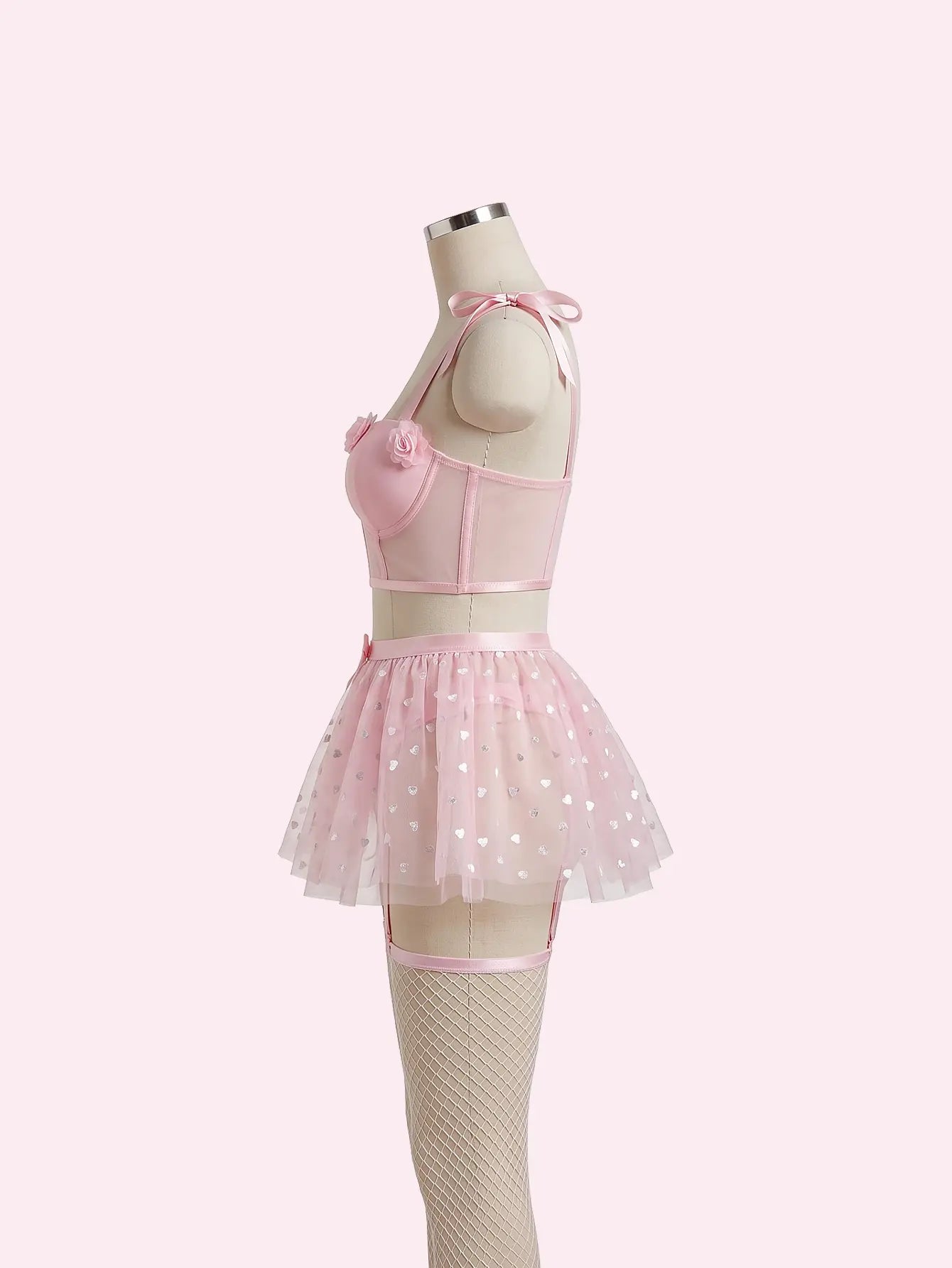 SHEIN PetitDoll cute 4-piece set: heart shaped flowers, bow,