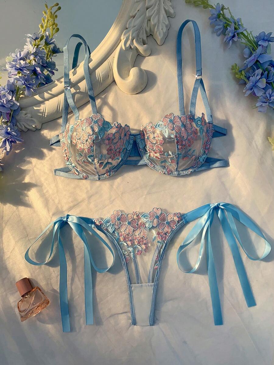 Crystal Vow Women's Sky Blue Lace Embroidered Lingerie Set