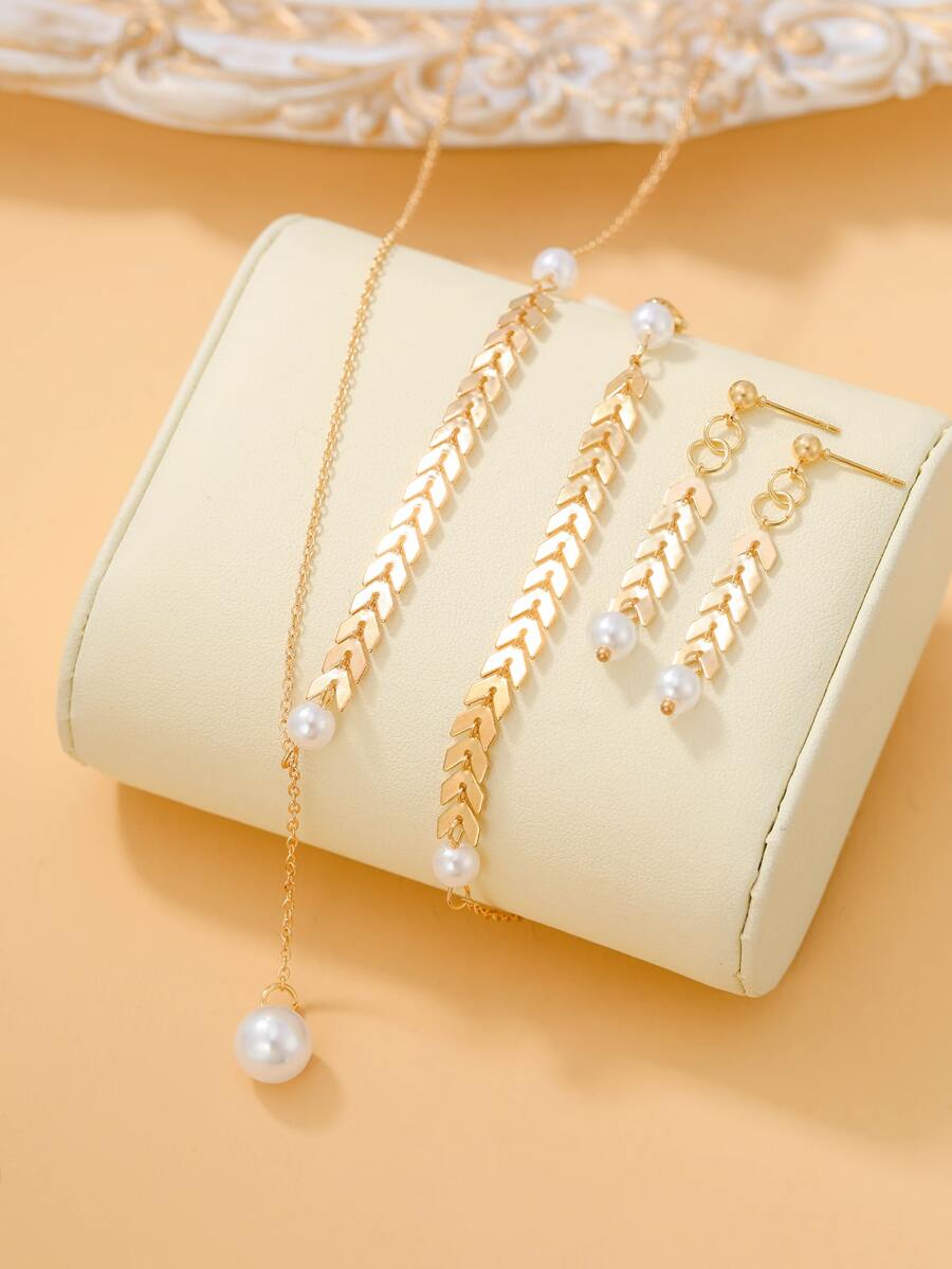GOLD 4-piece faux pearl embellishment jewelry set