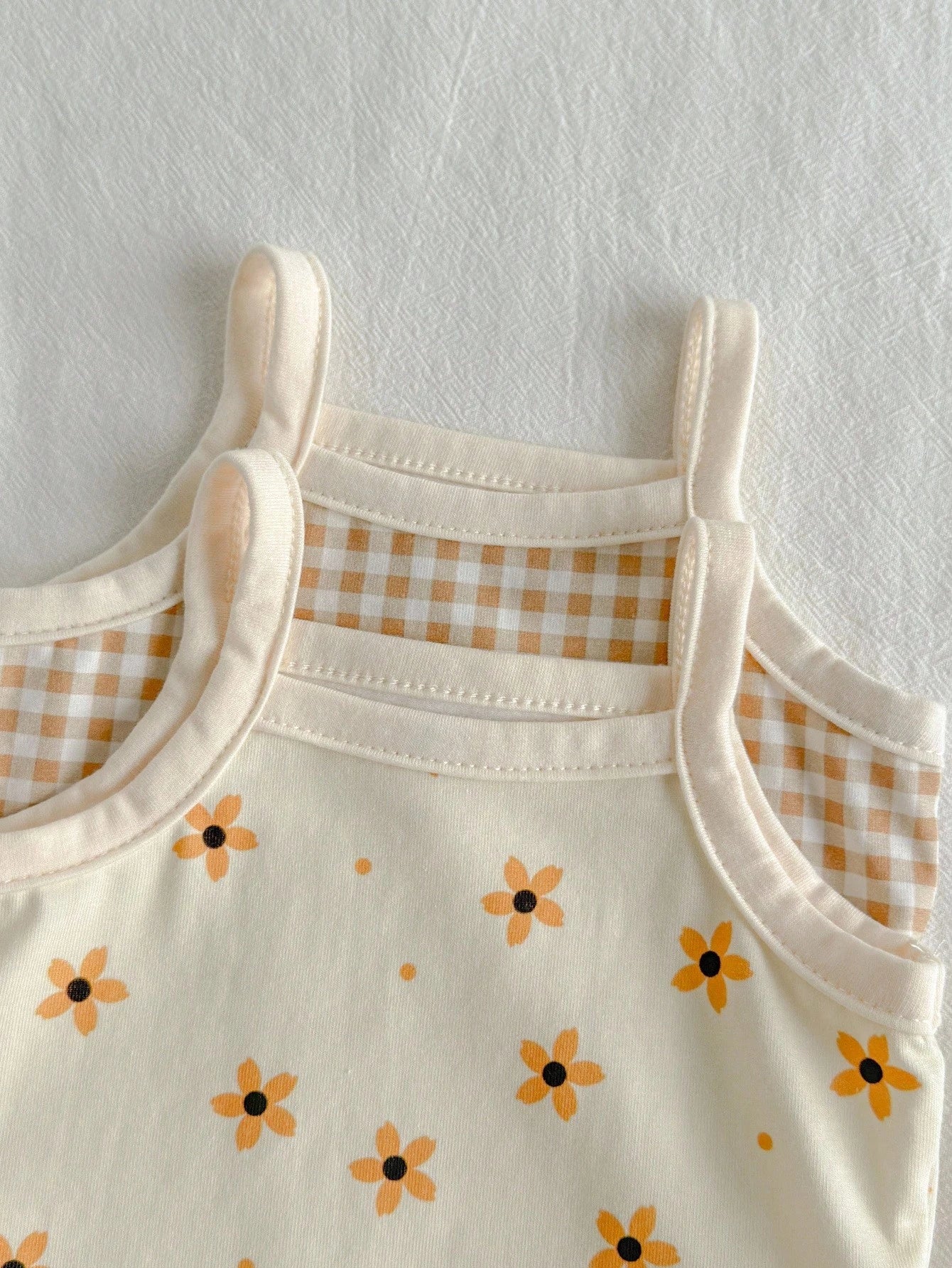 SHEIN Loomiva 2pcs Newborn Baby Girl Floral Print Knitted Bodysuit Set