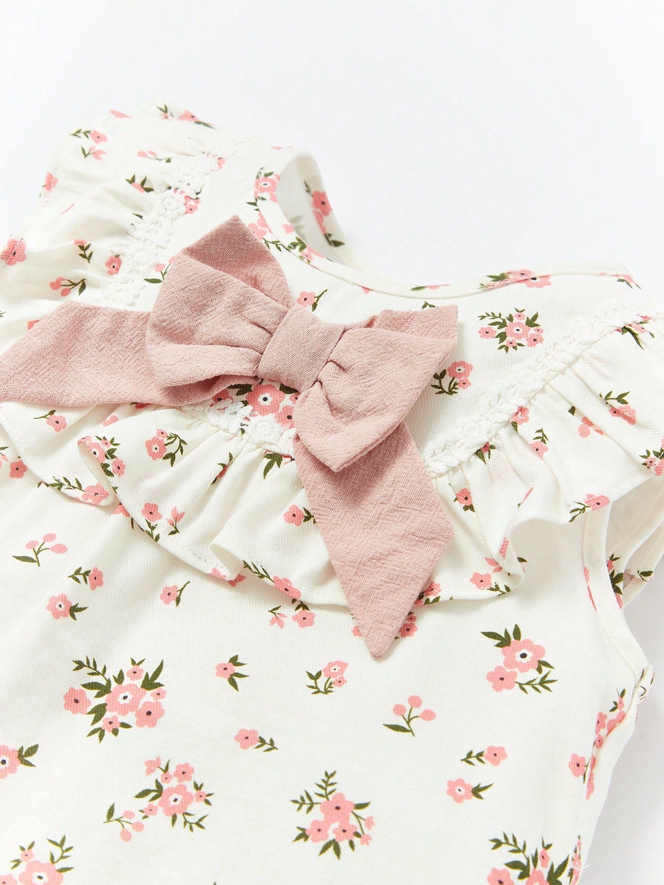SHEIN Cozy Pixies Baby Floral Print Bow, Top & Shorts