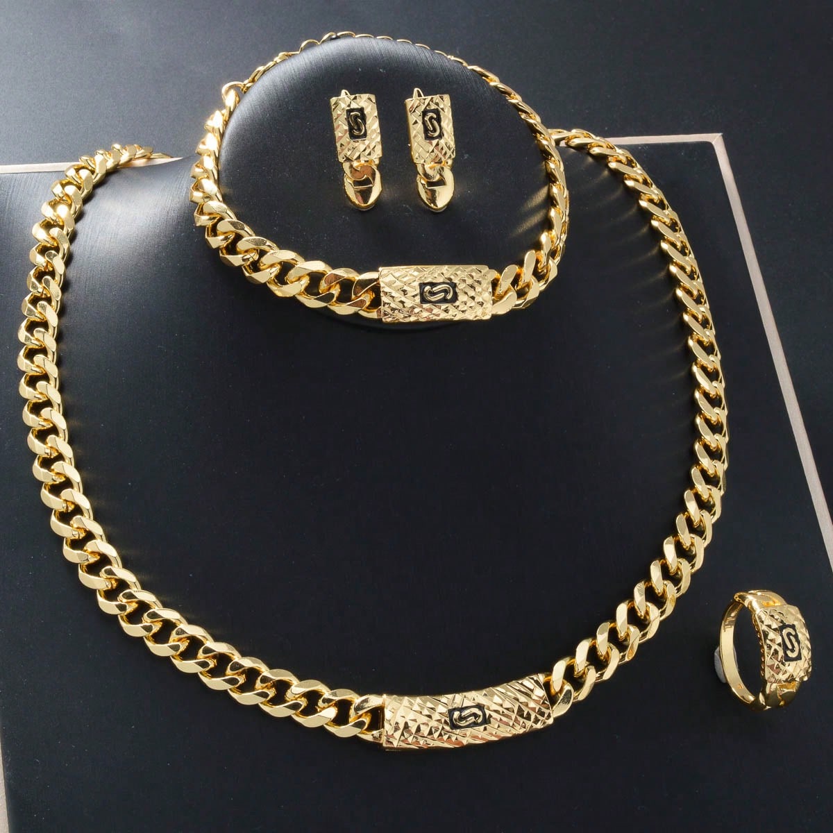 SHEIN 5pcs European Style Copper Jewelry Set Women