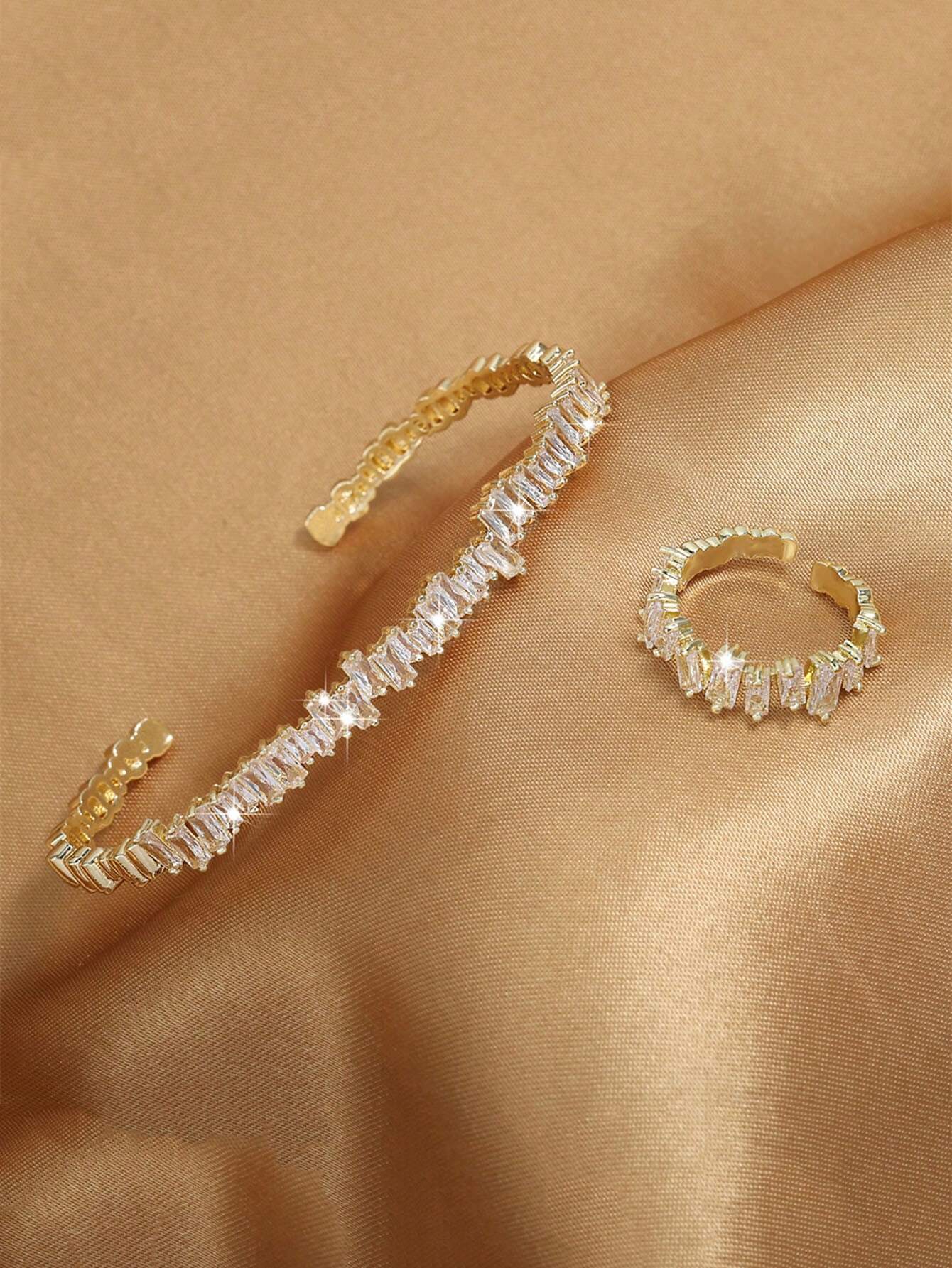 SHEIN 2pcs Fashion Cubic Zirconia Ring and Bracelet Set