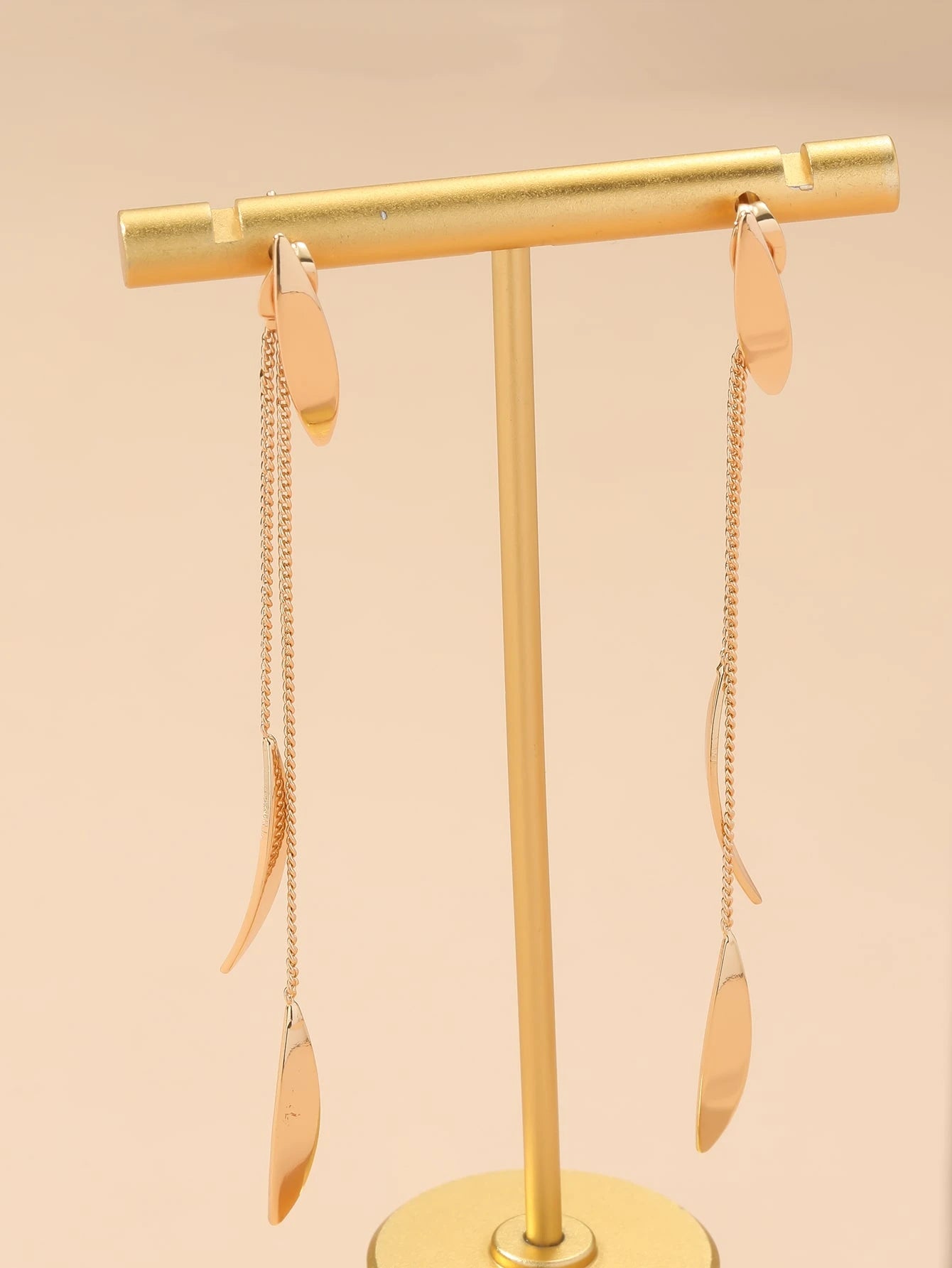 SHEIN Leaf Decorative Earring Jackets Women