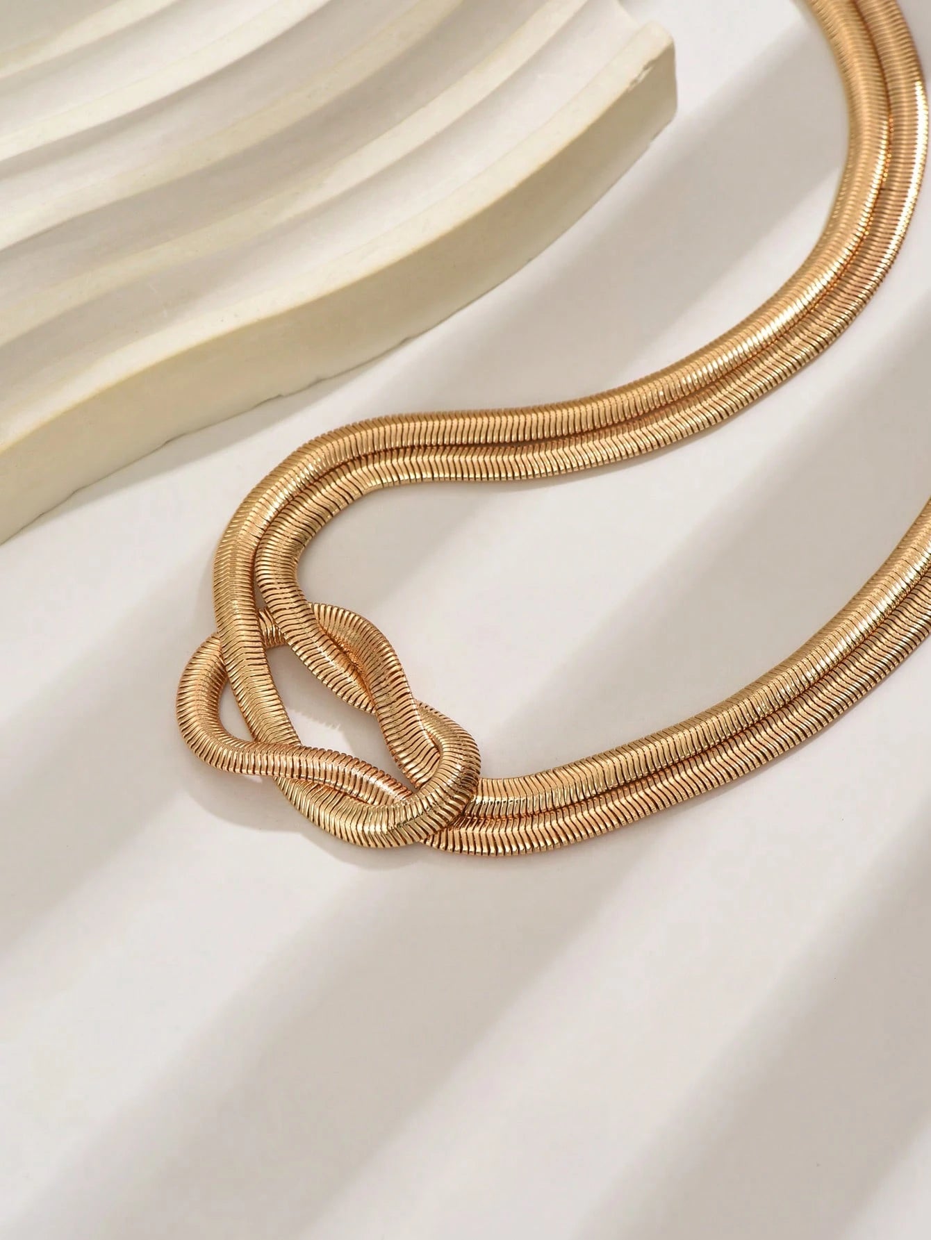 SHEIN Simple Versatile Snake Chain Necklace Fashion Jewelry Women