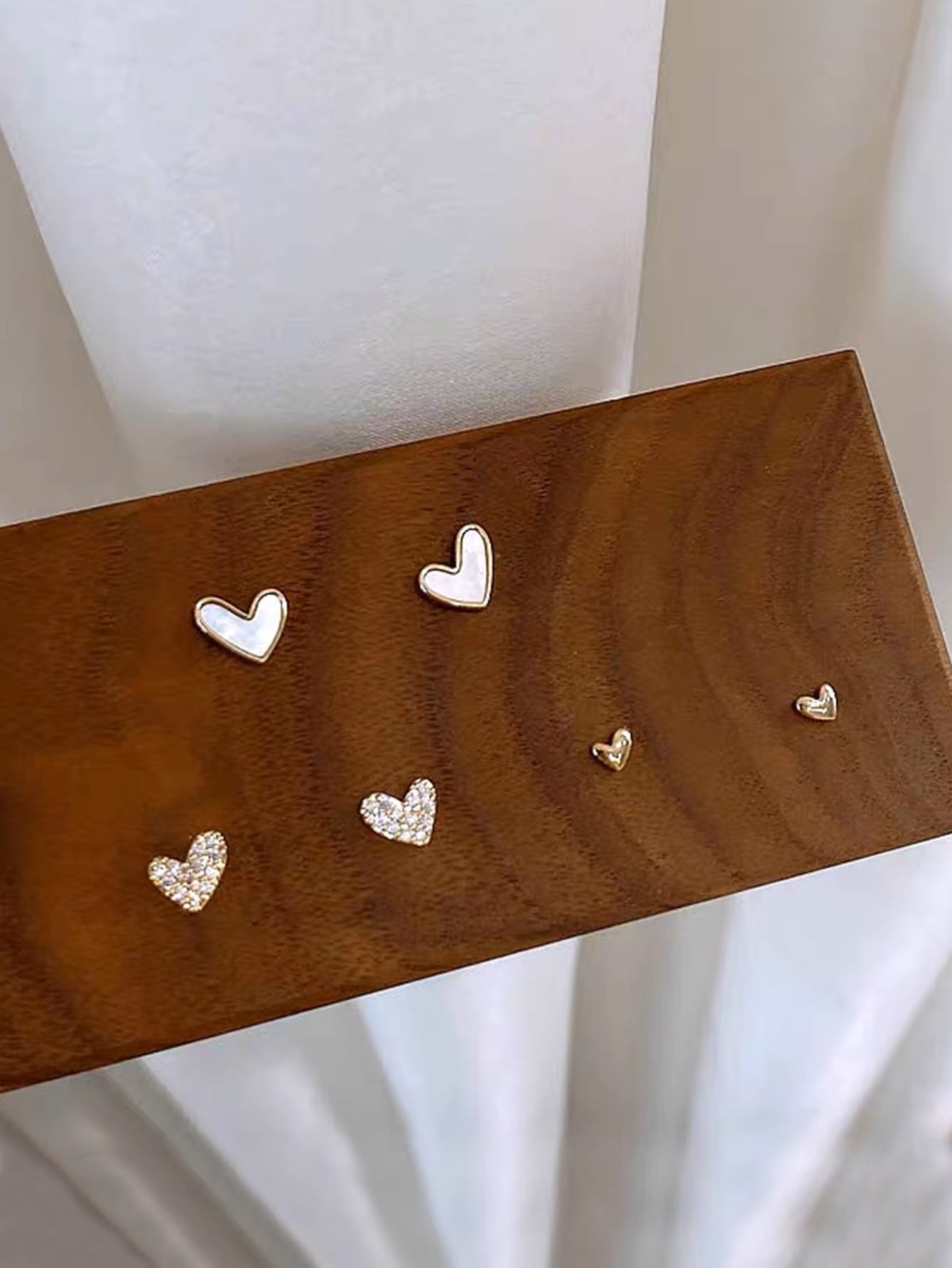 SHEIN Fashionable Delicate Heart Shape Rhinestone Stud Earrings Set