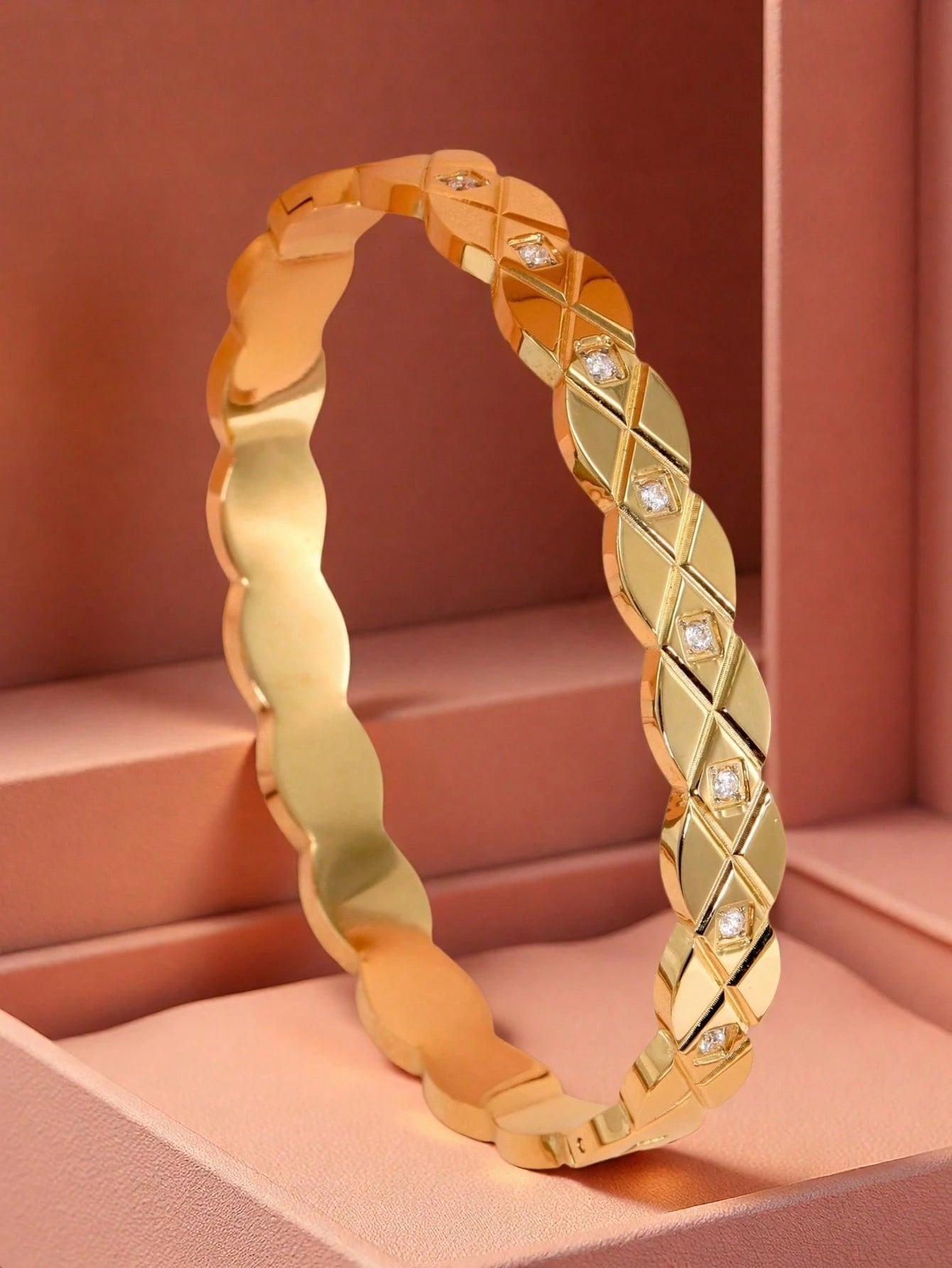 SHEIN 3pcs Stainless Steel Heart-Shaped Bangle Gold-Plated