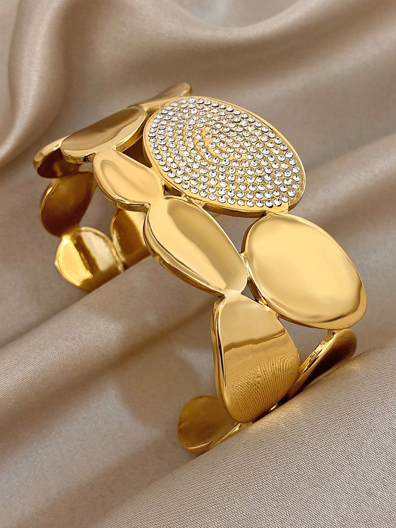 SHEIN Gold Plated Art Deco Bangle Bracelet Set Women