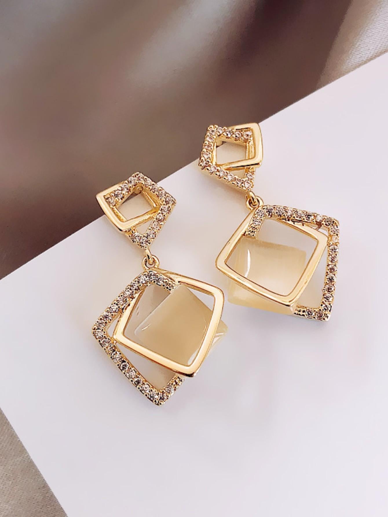 SHEIN Geometric Design Dangle Earrings Stylish Elegant Women