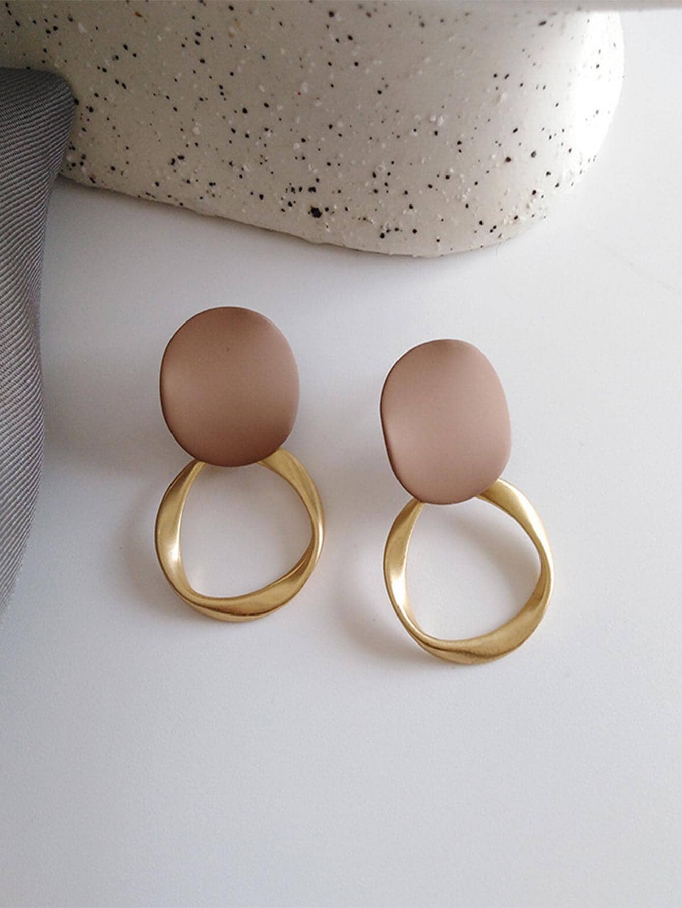 SHEIN Fashion Geometric Design Stud Earrings Women Daily