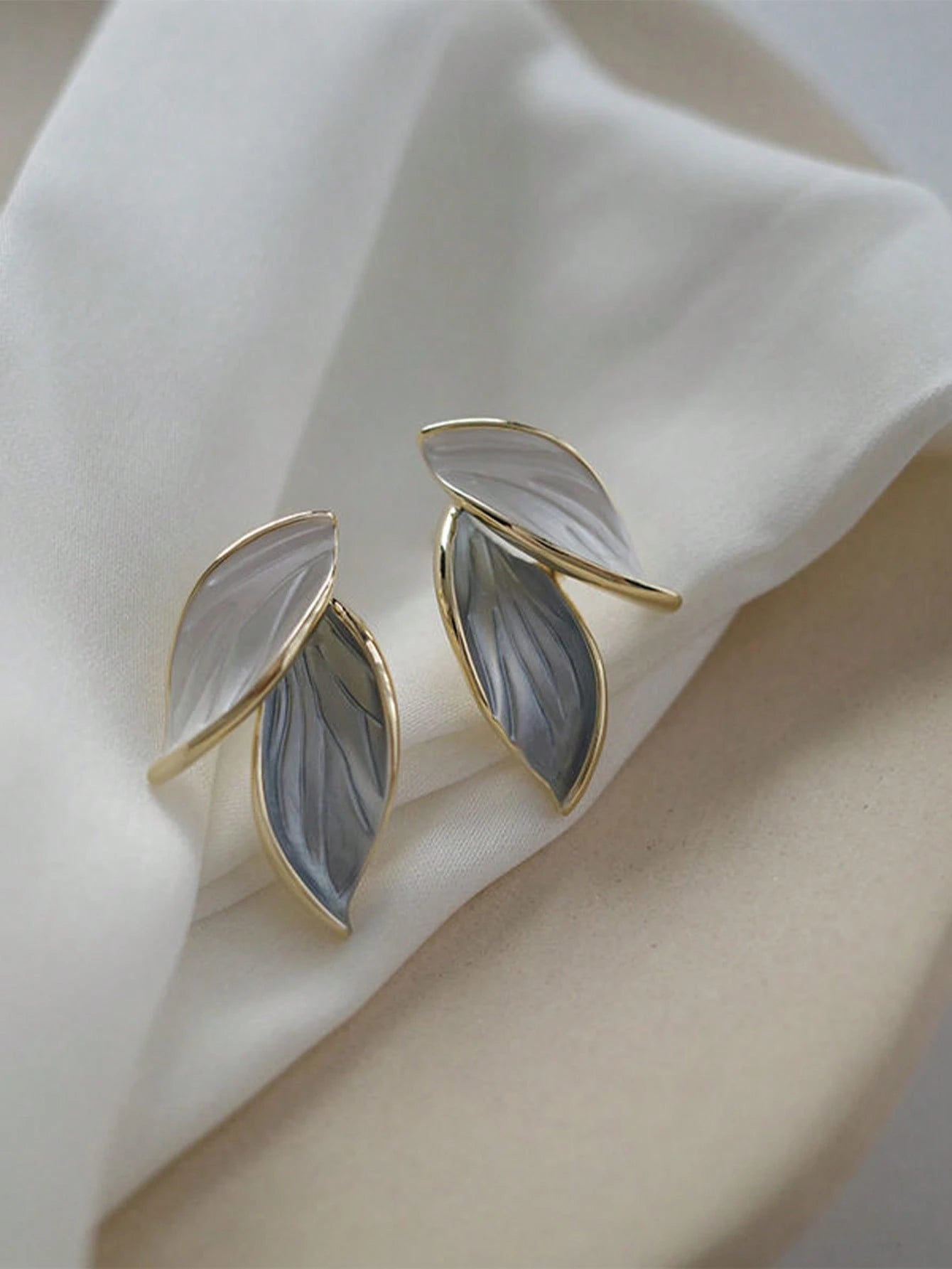 SHEIN French Leaf Elegant Luxury Earrings Women Daily Party