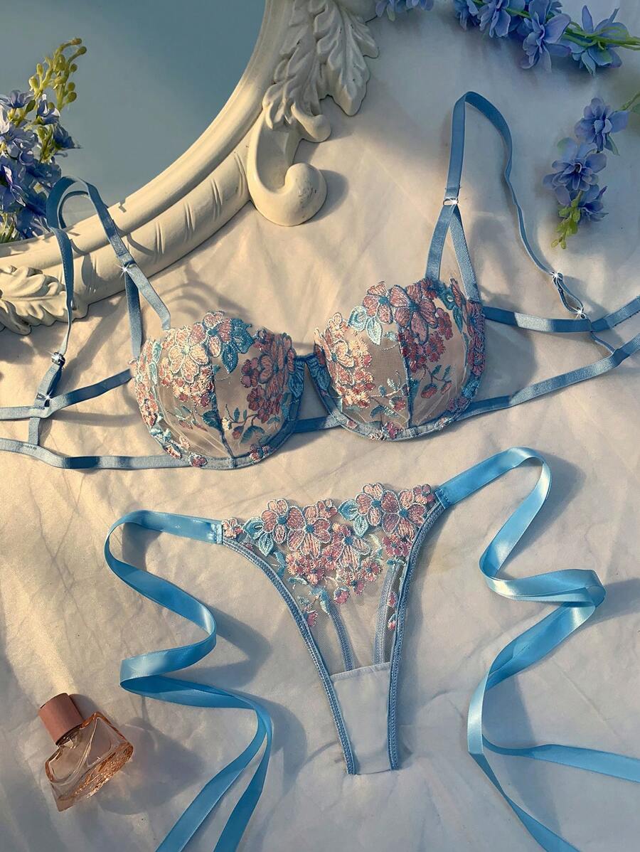 Crystal Vow Women's Sky Blue Lace Embroidered Lingerie Set