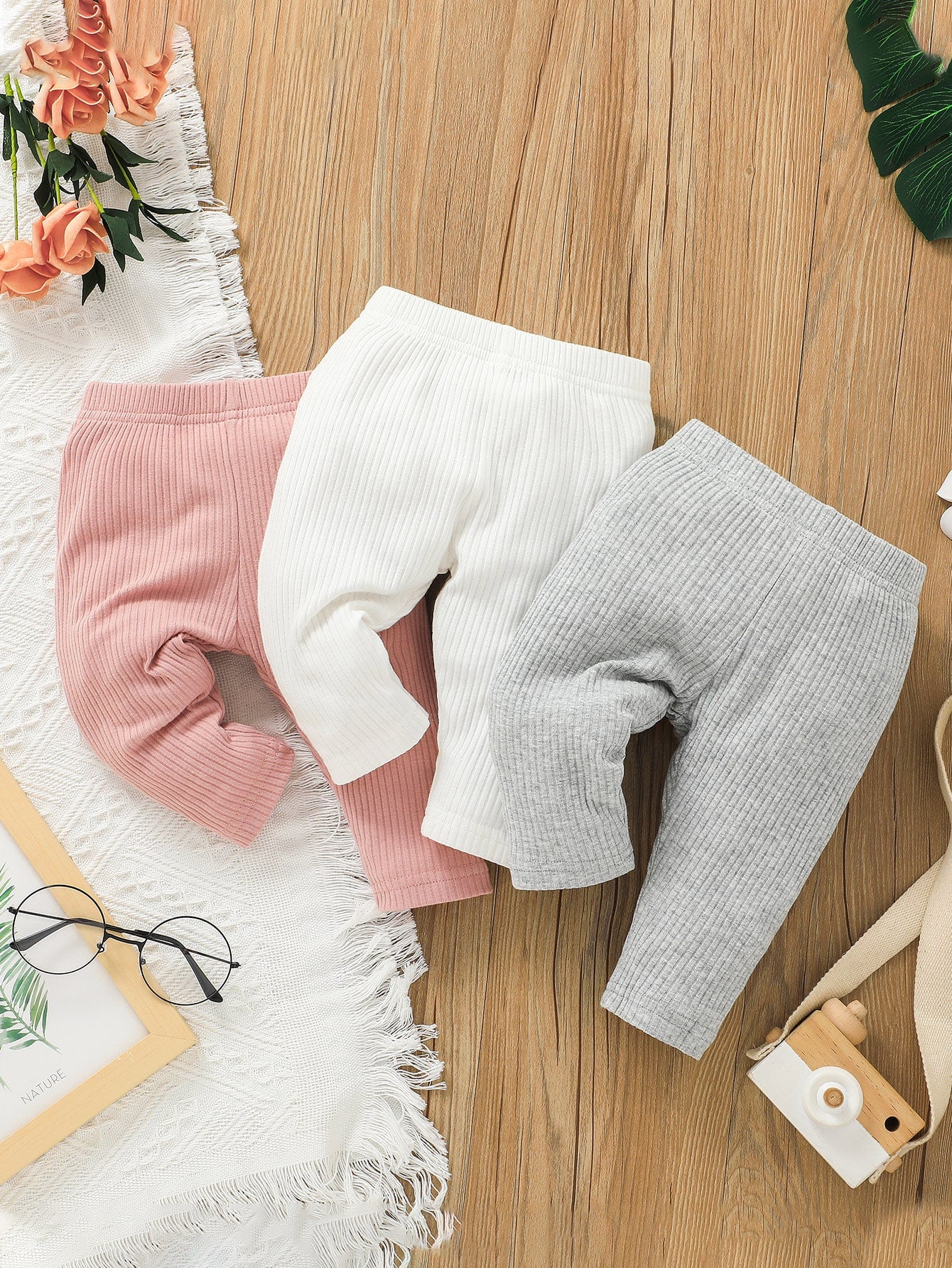 SHEIN Vintaside Kids Baby Girl 3pcs Ribbed Knit Leggings