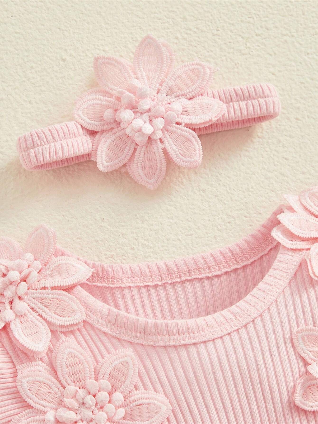 SHEIN Newborn Baby Girl Short Sleeve Mesh Tutu Bodysuit Dress with Headband Set