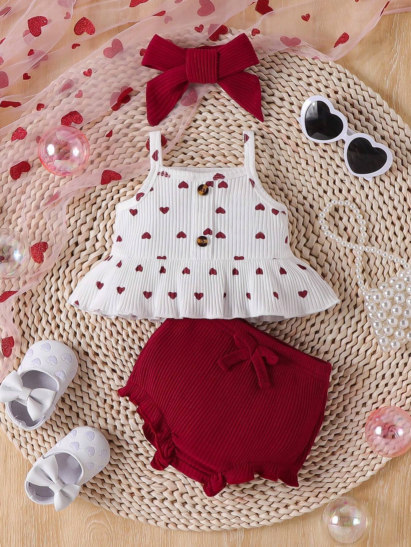 SHEIN Summer Newborn Baby Girl Heart Print Ribbed Camisole Top & Shorts Set
