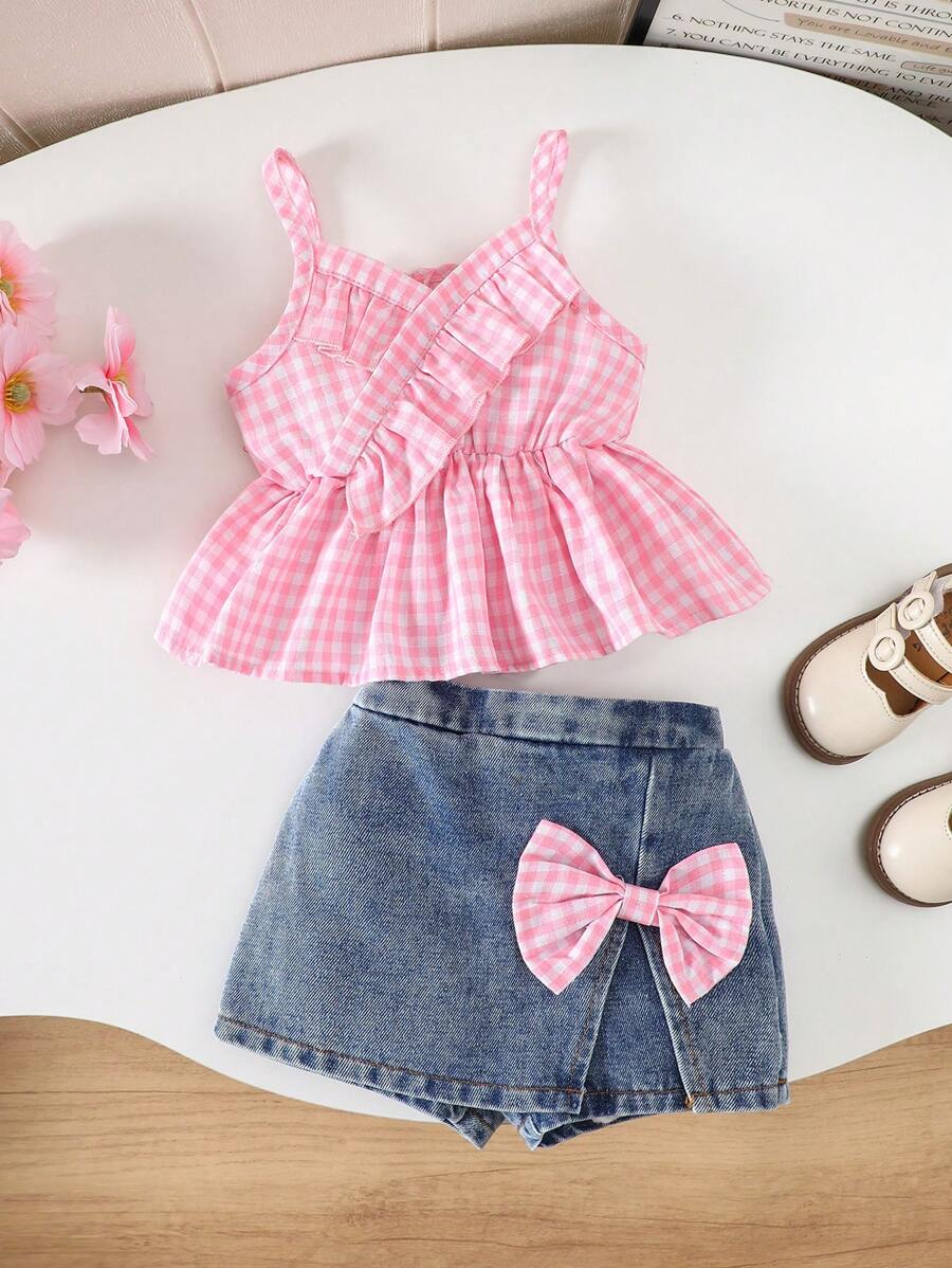 SHEIN Girl Plain Slip Top And Bow Shorts Set