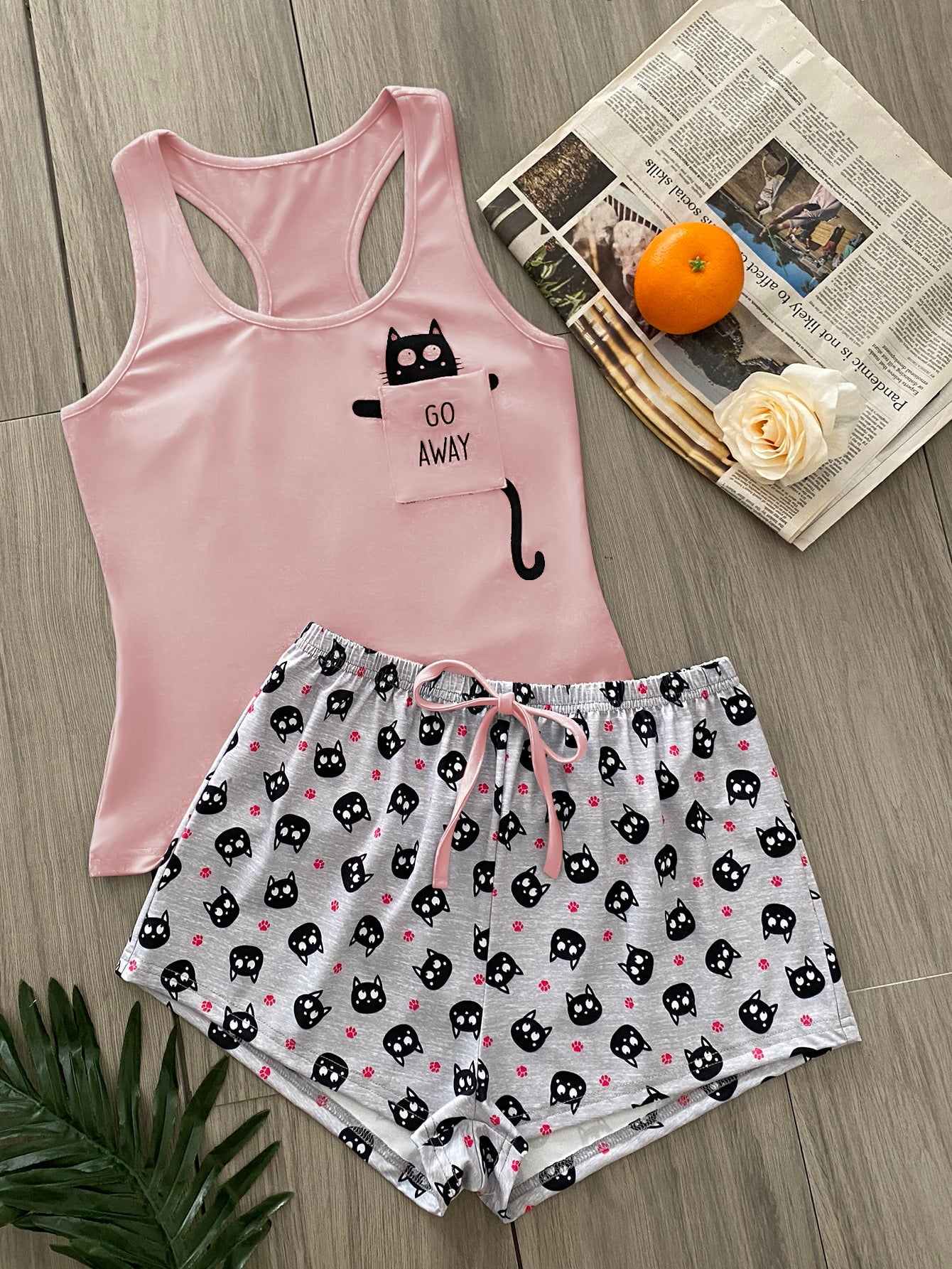 SHEIN Women Cartoon Graphic Tie-Front Pajama Set