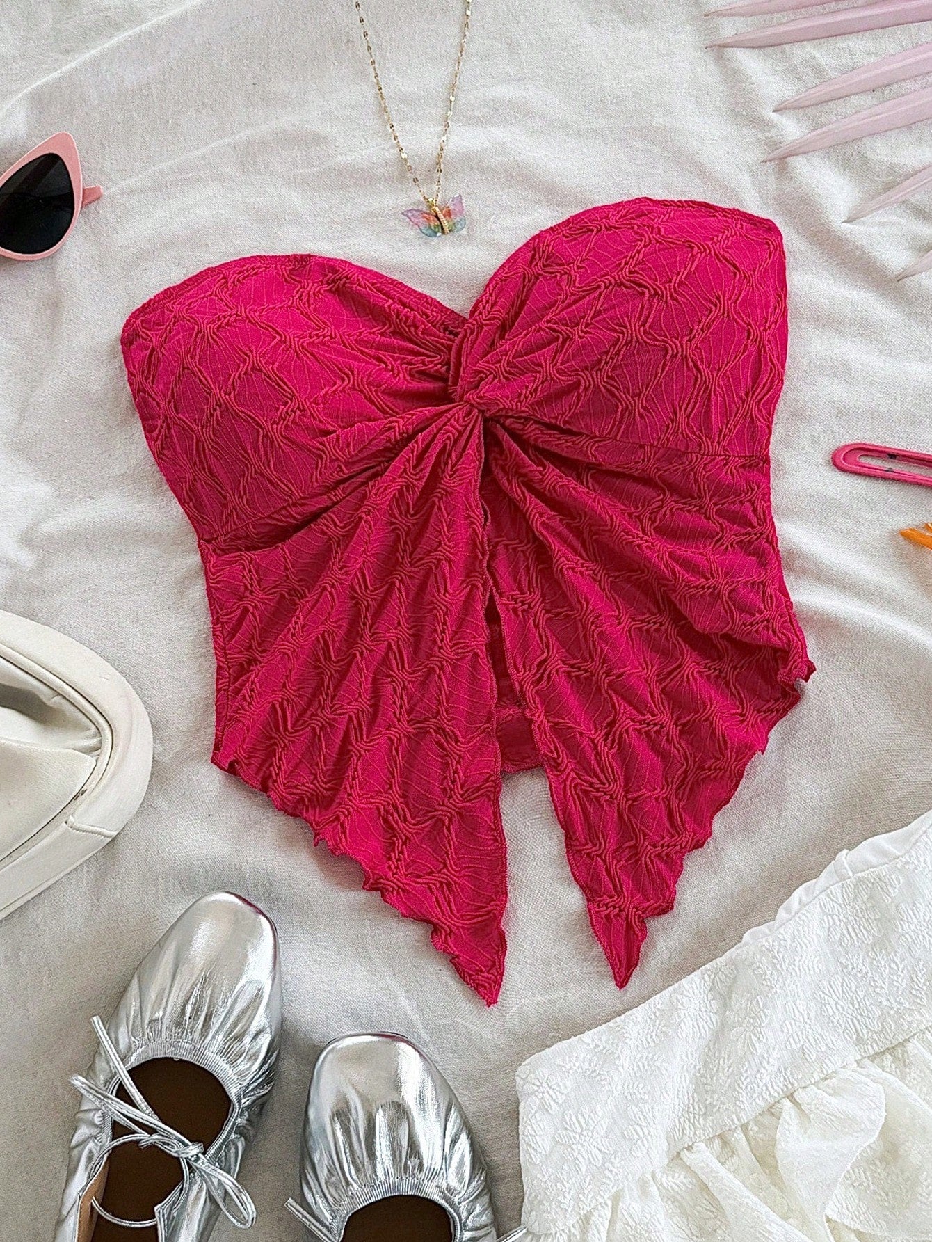 SHEIN Top Soleia Rose Red Knit Jacquard Twist Front Cropped Asymmetrical Tube Top
