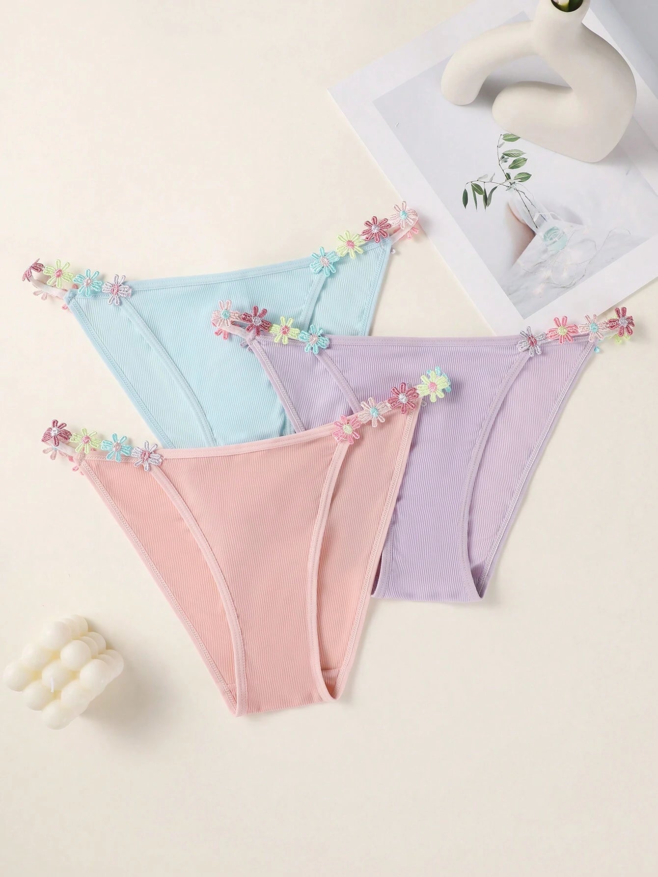 SHEIN 3pcs Womens Floral Decor Fashion Underwear Briefs Set