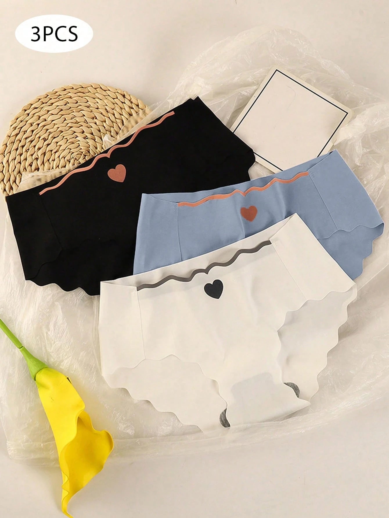 SHEIN 2-pcs underwear set: two seamless panties